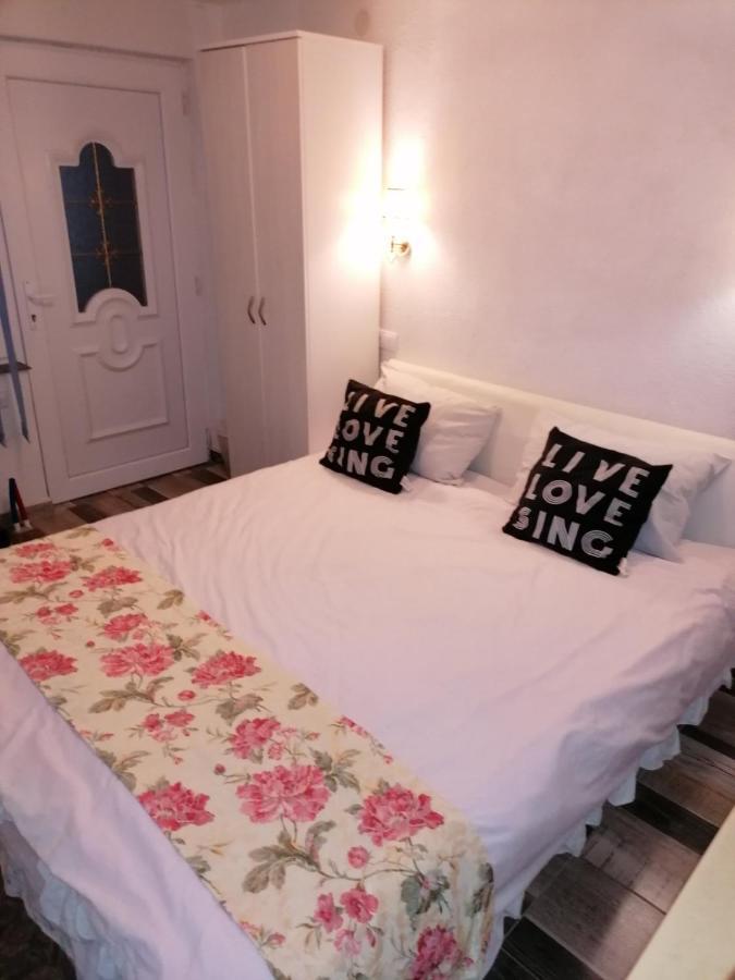 Apartman Dajak Banja Luka Exterior foto